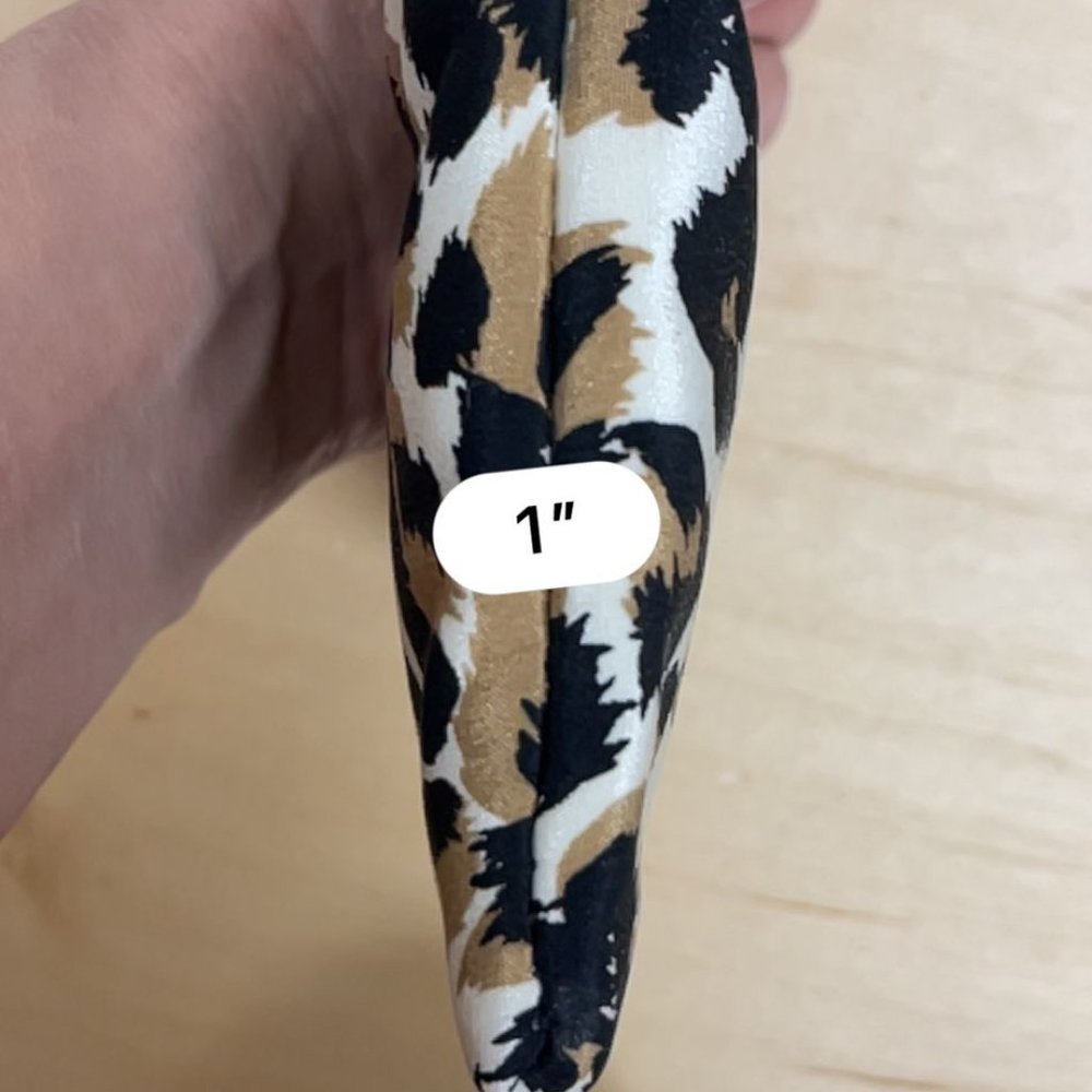 Leopard Cheetah Print Clutch - image 3